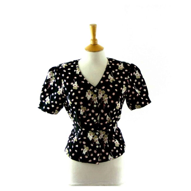 Short 80s style blouse