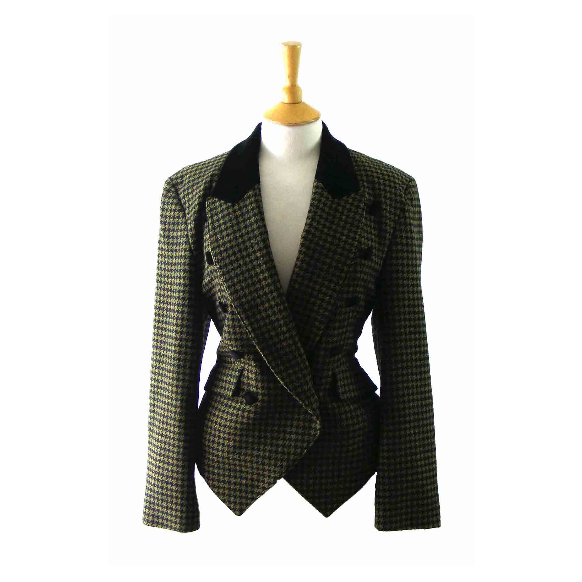 Womans Hounds-tooth Tweed Blazer