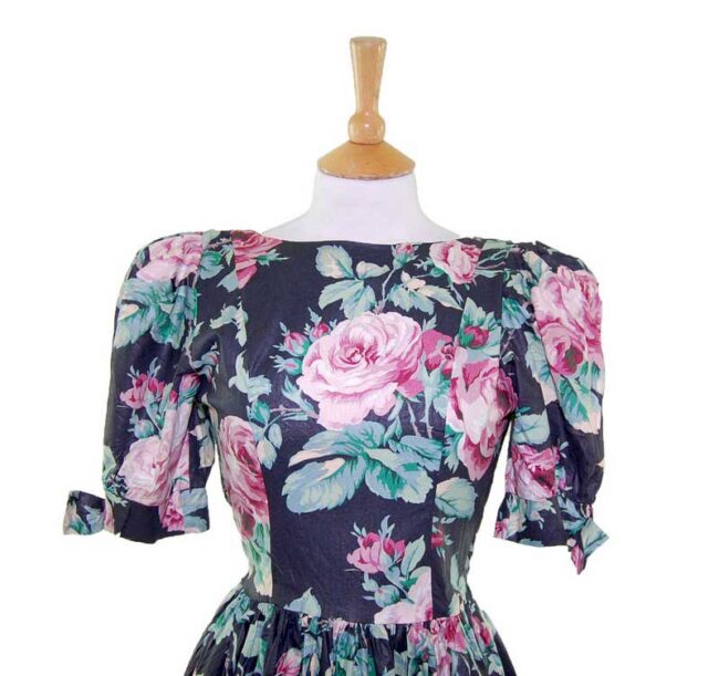 80s Floral Summer Dress - 8 - Image 2
