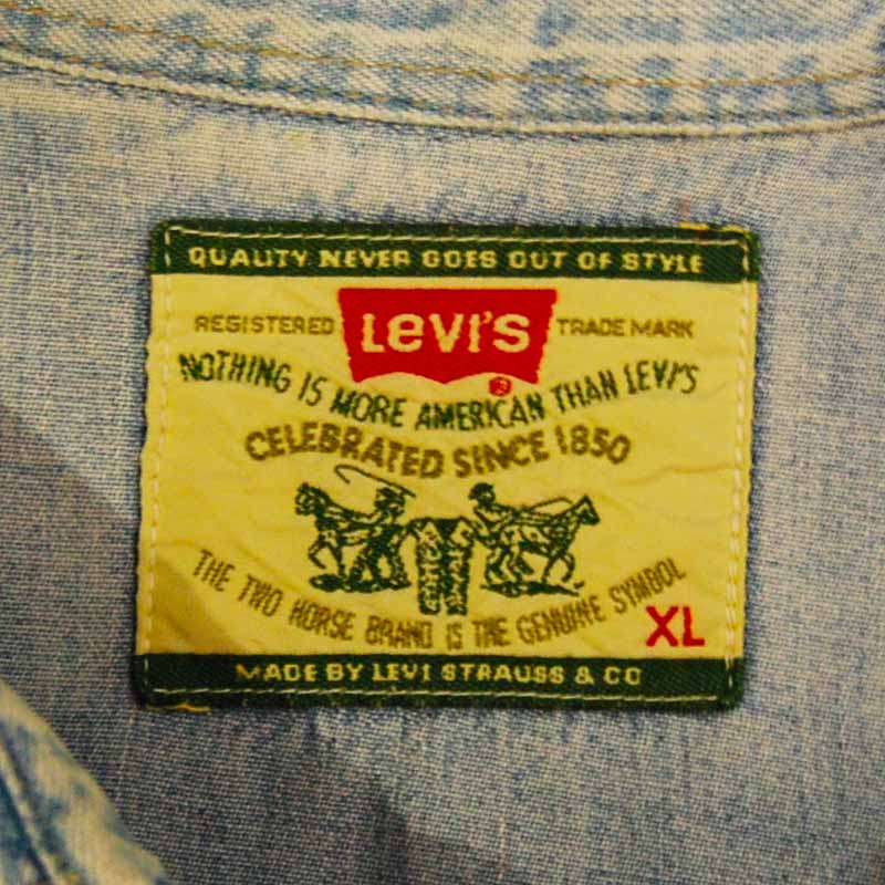Levi's Light Blue Denim Shirt - XL 