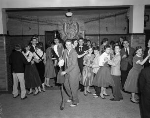 50s teenage fashion, Valentine dance, High school, USA, 1956