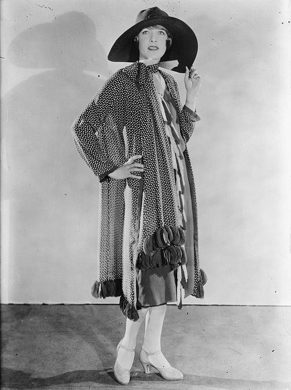 Claire windsor Claire windsor