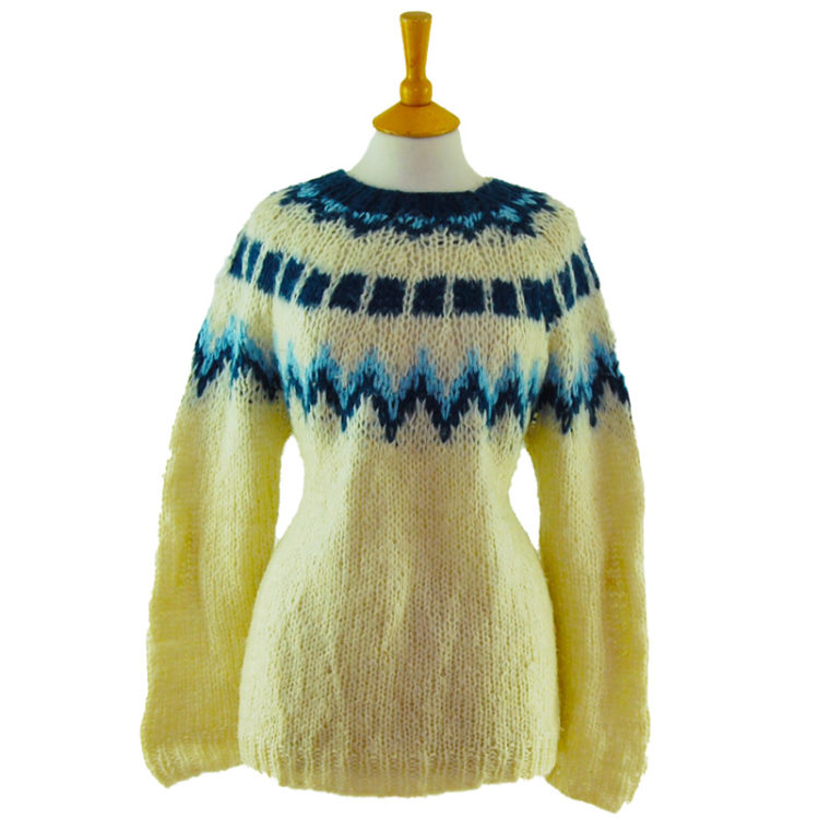 90s Large Knit Cream And Blue Jumper