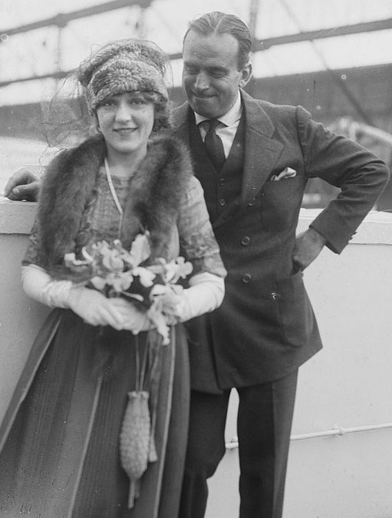 American actors Douglas Fairbanks and Mary Pickford on honeymoon, 1920 American actors Douglas Fairbanks and Mary Pickford on honeymoon, 1920