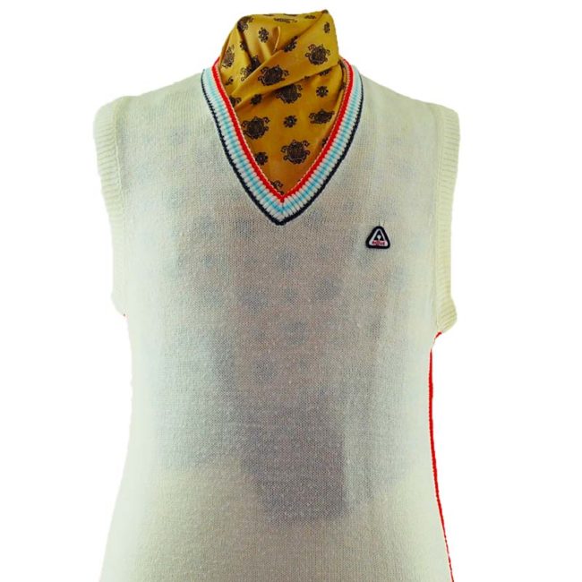 close up of 70s Vintage Authentic Sports Vest