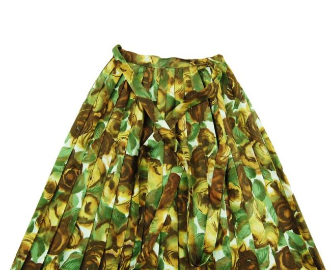 close up of 1950s Extremely Petite Brown And Green Skirt