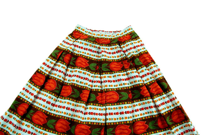 close up of Extremely Petite 1950s Skirt