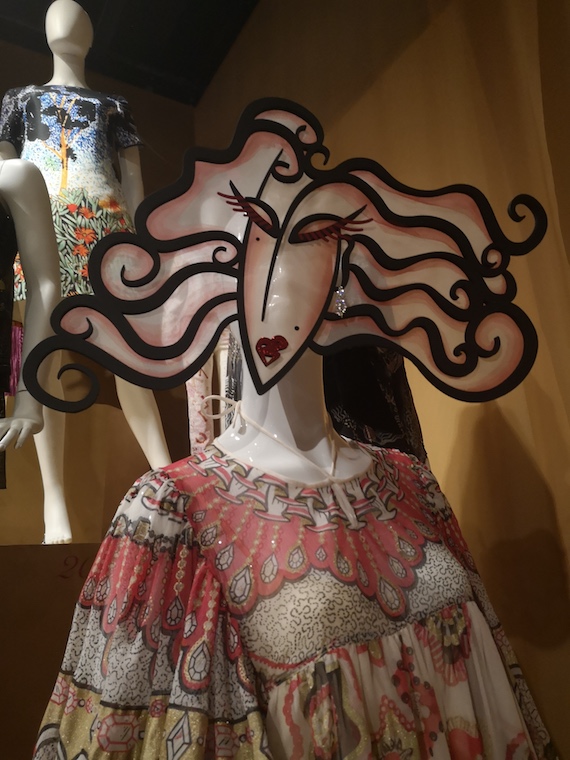 Mask by Piers Atkinson for the Zandra Rhodes exhibition 50 Years of Fabulous. Image G Jones. Mask by Piers Atkinson for the Zandra Rhodes exhibition 50 Years of Fabulous. Image G Jones.