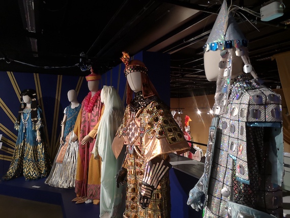 Zandra Rhodes designs for San Diego Opera’s Magic Flute in 2000. Image G Jones. Zandra Rhodes designs for San Diego Opera’s Magic Flute in 2000. Image G Jones.