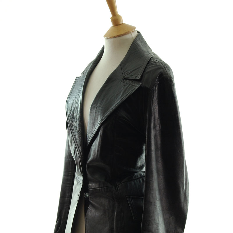 close side of 70s Vintage Black Leather Jacket
