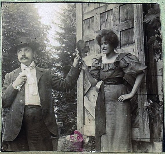 Maxime Dethomas and unknown model at the Bulteau Estate c.1900 Maxime Dethomas and unknown model at the Bulteau Estate c.1900