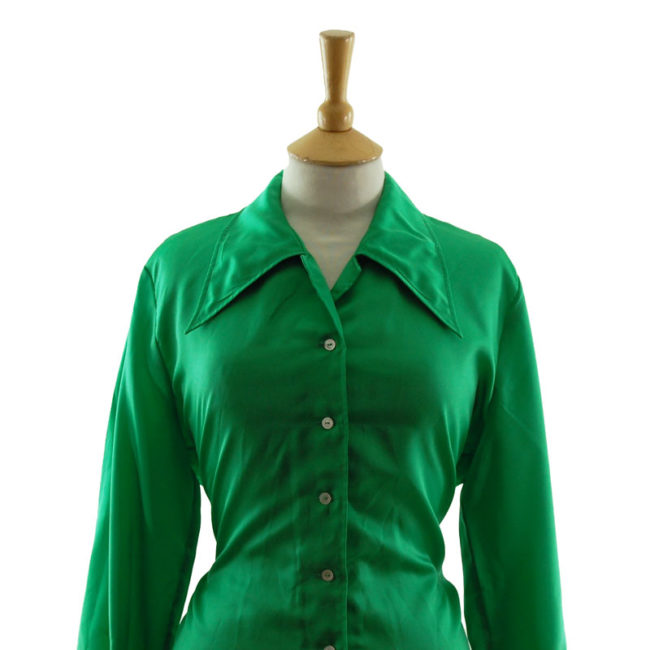 close up of 70s Emerald Green Satin Blouse