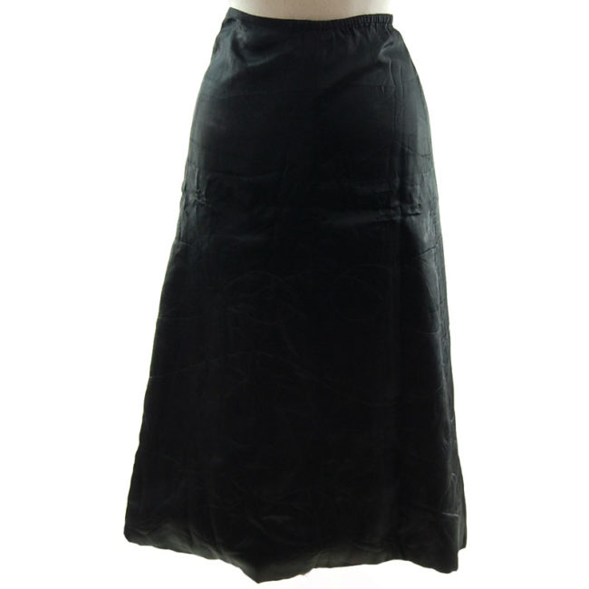 close up of 1940s Vintage Black Padded Silk Skirt