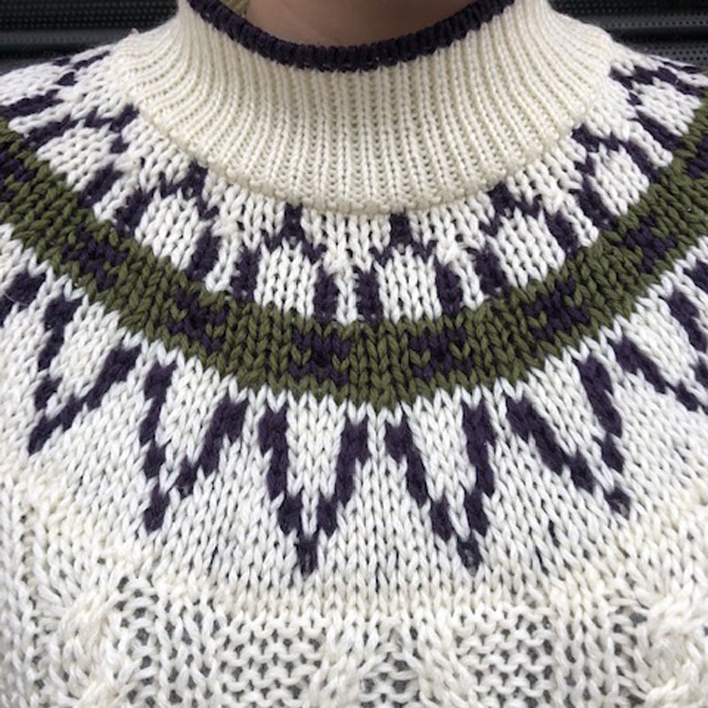 close up of 80s Vintage Cable Knit Jumper