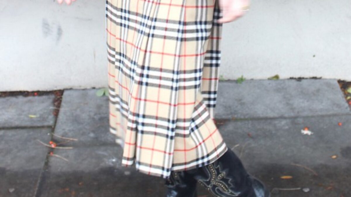 Nova Check Skirt, 10 Ways to Rock Yours - Blue 17 Vintage Clothing