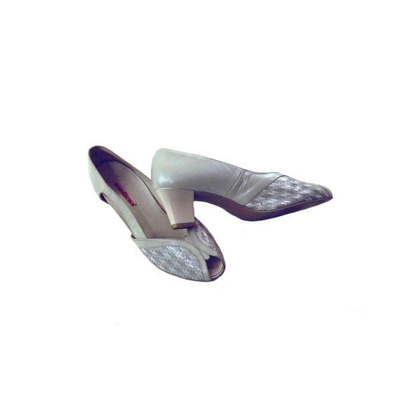 80s White Cut Out Peep Toe Pumps