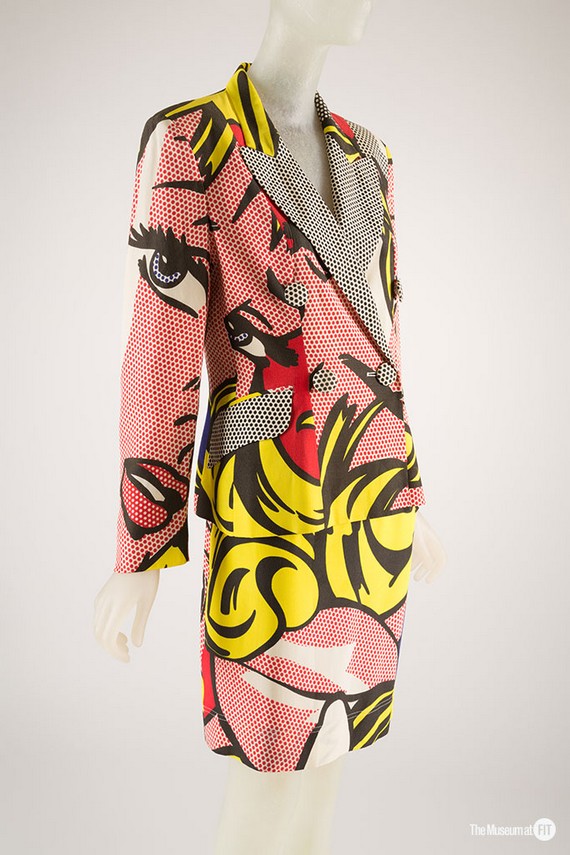 Moschino Cheap and Chic, traje con estampado de Roy Lichtenstein, 1991