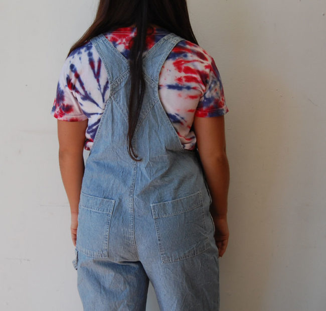 close back of Denim Gloria Vanderbilt Dungarees