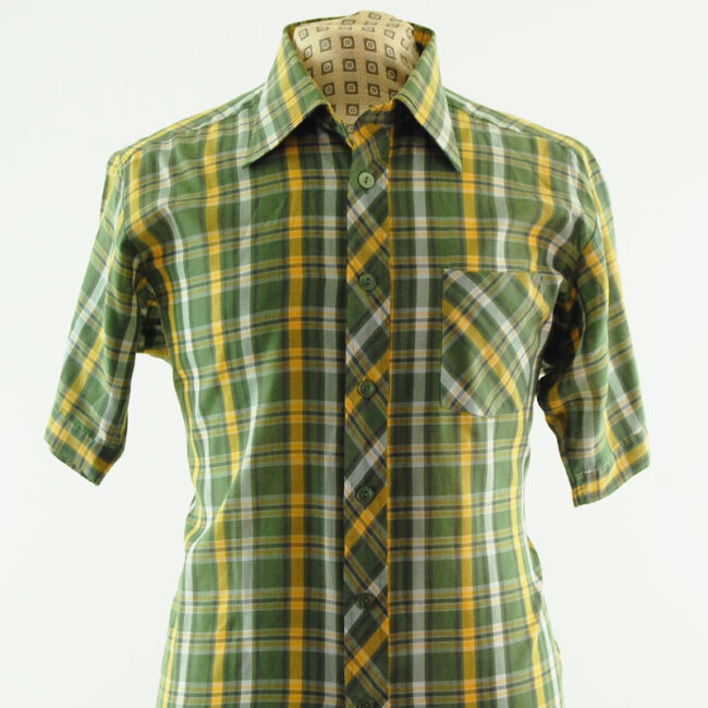 close up of 70s Green Plaid Printed Shirt