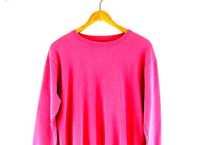 90s Pink Crew Neck Sweatshirt close up