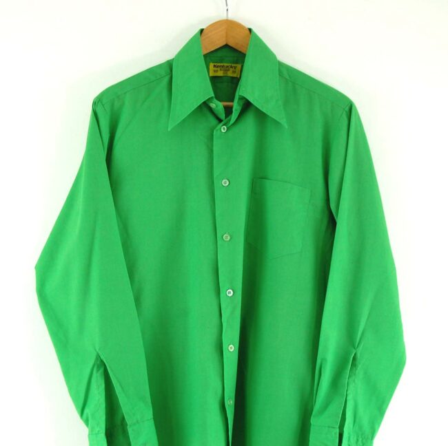 Close up of 70s Green Shirt