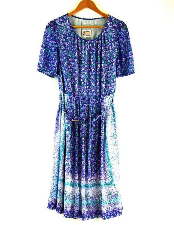 Belted 70s Floral Dress