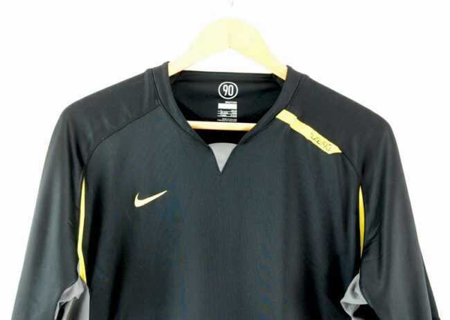 Close up of Mens Nike Dri Fit Black Tshirt