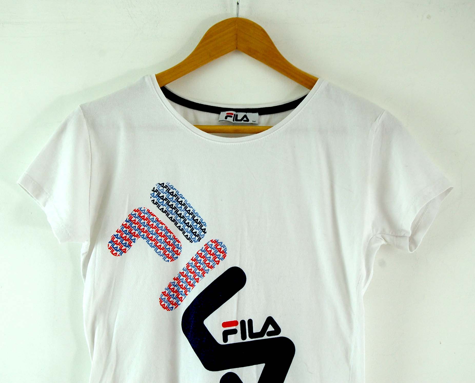 Fila White T Shirt - Women's Size UK 10 - Blue 17 Vintage Clothing