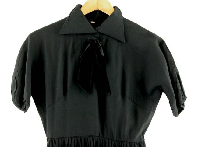 Front of Knee Length Black 50s Dress