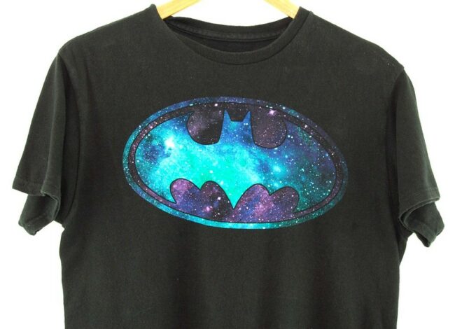Close up of Batman T Shirt Vintage