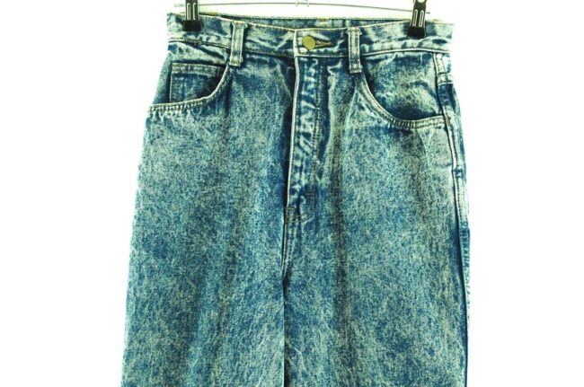 Front close up of jeans