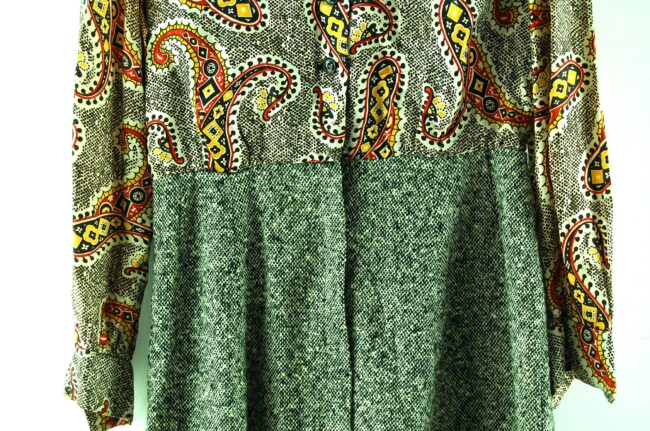 Close up of 1960s Paisley Shirt-Dress