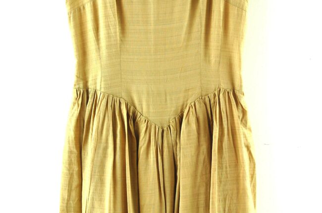 Close of Beige Embroidered 50s Dress