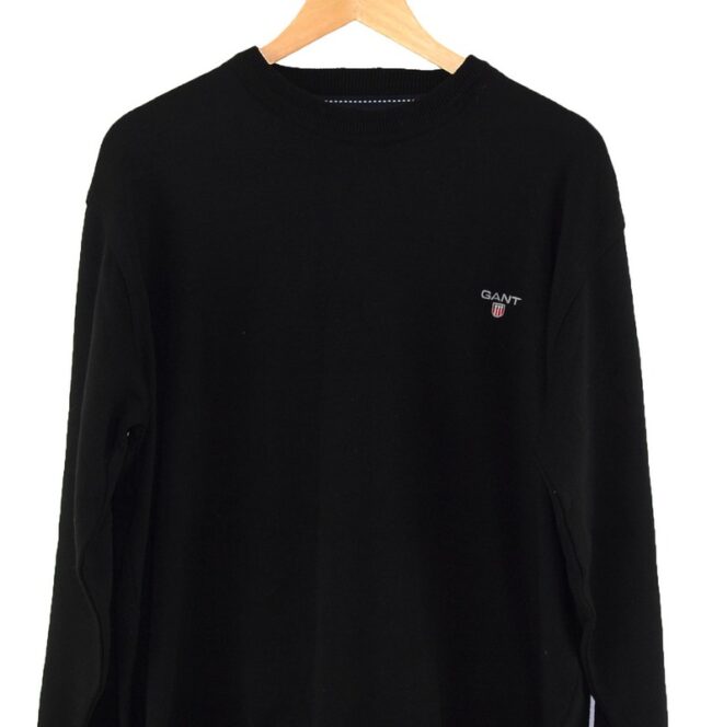 Front Close Up Mens Gant Jumper Black