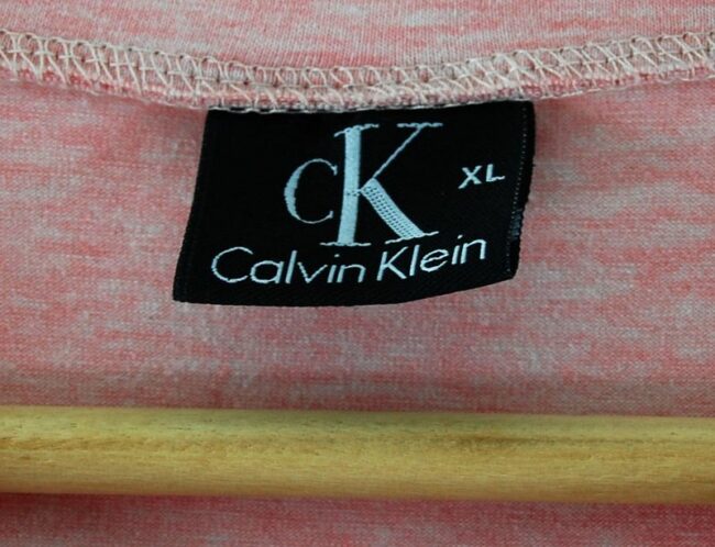 Label Calvin Klein Pink T Shirt