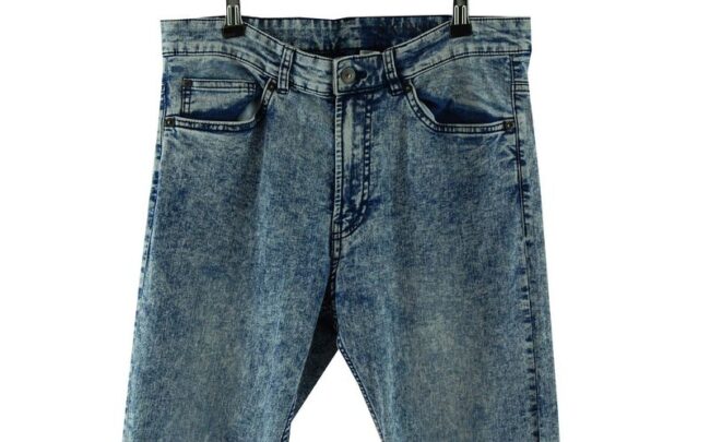 Front Close Up High Waisted Acid Washed Blue Jeans