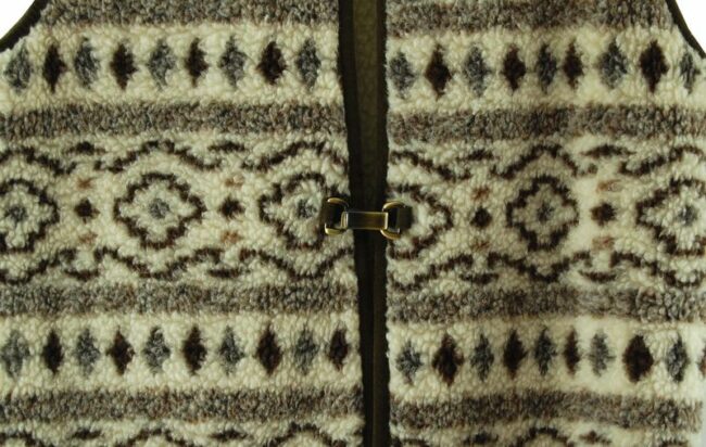 Clasp Close Up Pure Wool Aztec Mens Fleece Gilet