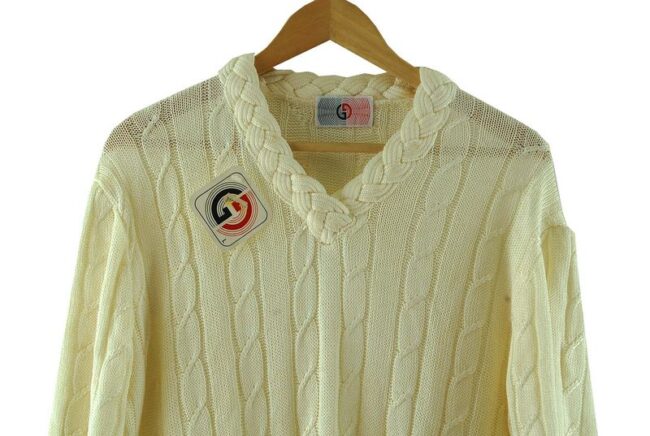 Front Close Up Short Sleeve Cable Knit 70s White Top