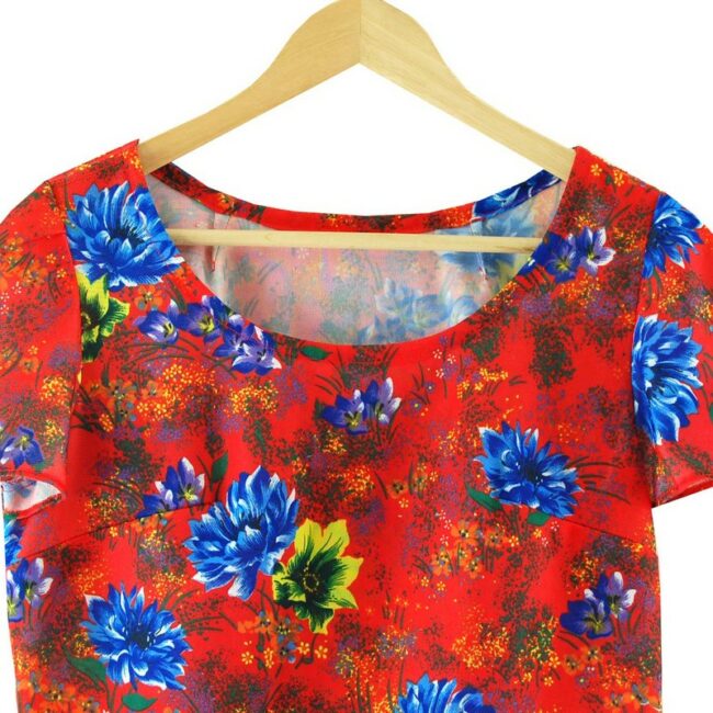 Front close up of Red Short Sleeve 70s Floral Top