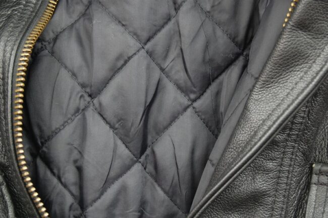 Diamond quilted lining