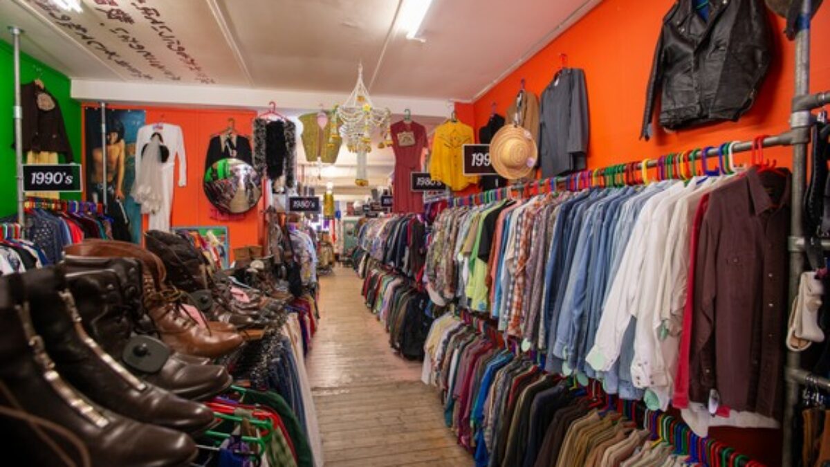 Online vintage 2025 dress stores