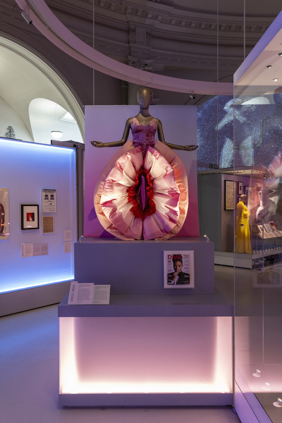 Installation image. Installation image.