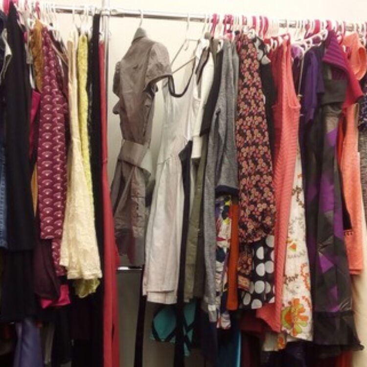 Recycled Clothing Online - Blue 17 Vintage Clothing