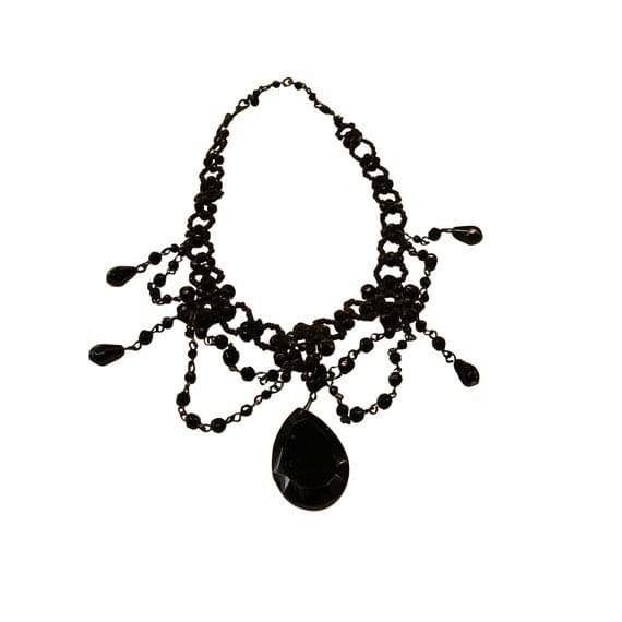 Womens Vintage Jewellery - Victorian jet necklace from Blue17