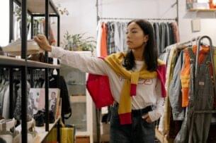 Stunning Budget Sustainable Fashion Online Stores image